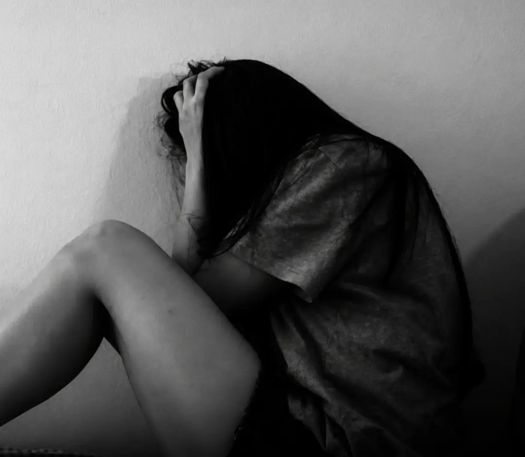 समारोह में प्रस्तुति देने गईं दो महिलाओं का बंदूक की नोक पर अपहरण, 13 लोगों पर सामूहिक दुष्कर्म का आरोप